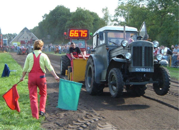 hanomag R 455